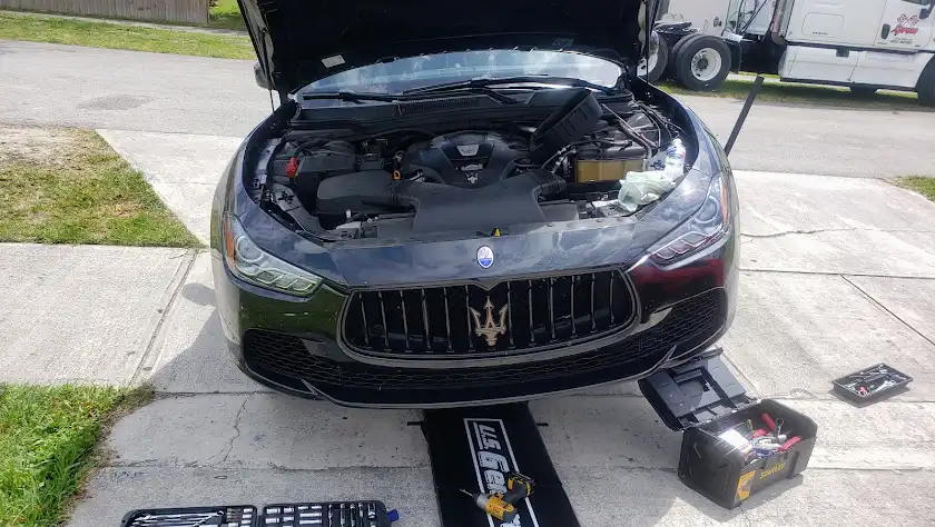 maserati oil change